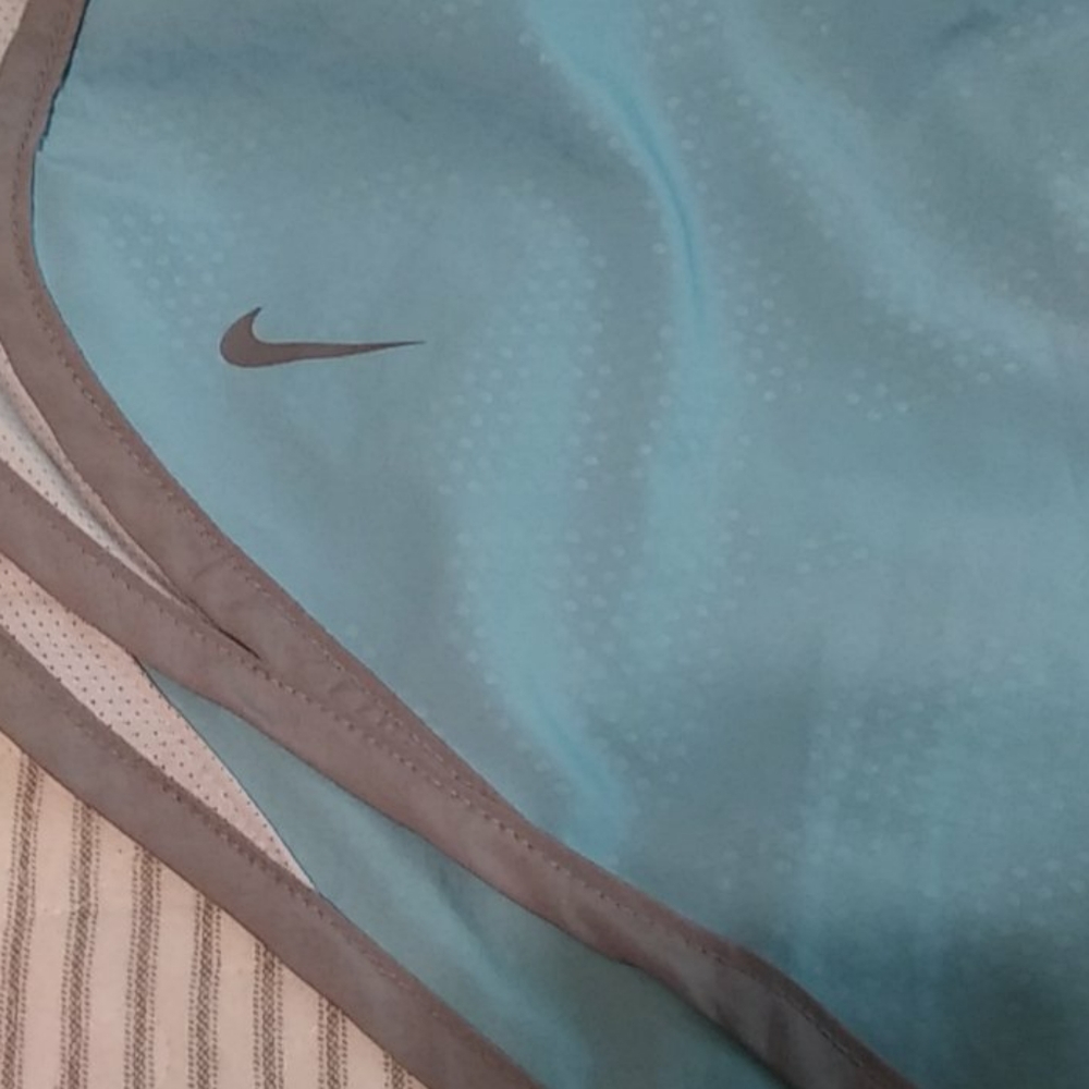 Nike dri fit polyester shorts with built in panty - Picture 6 of 6